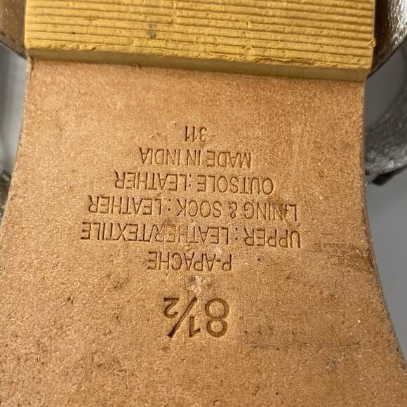 Steve Madden Women's Silver Rhinestone P-Apache Sandals Size 8.5 - Picture 6 of 7